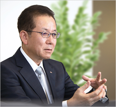 代表取締役社長田中達也の写真