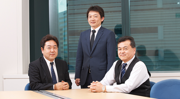 売上収益・営業利益比率 売上収益（所在地別）比率